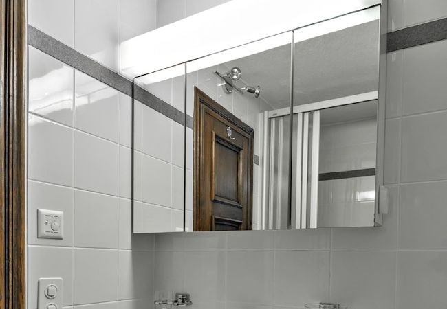 Appartamento a Celerina/Schlarigna - Chesa Laura one bedroom - Celerina Appartamento a Celerina/Schlarigna - Chesa Laura one bedroom - Celerina