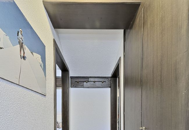 Appartamento a Celerina/Schlarigna - Chesa Gordona 1  Attic - Celerina Appartamento a Celerina/Schlarigna - Chesa Gordona 1  Attic - Celerina