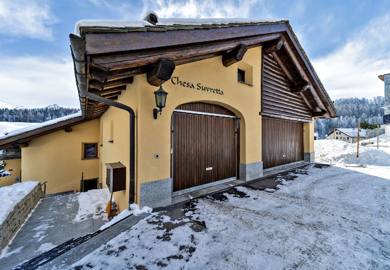 Appartamento a Celerina/Schlarigna - Chesa Suvretta Appartamento a Celerina/Schlarigna - Chesa Suvretta