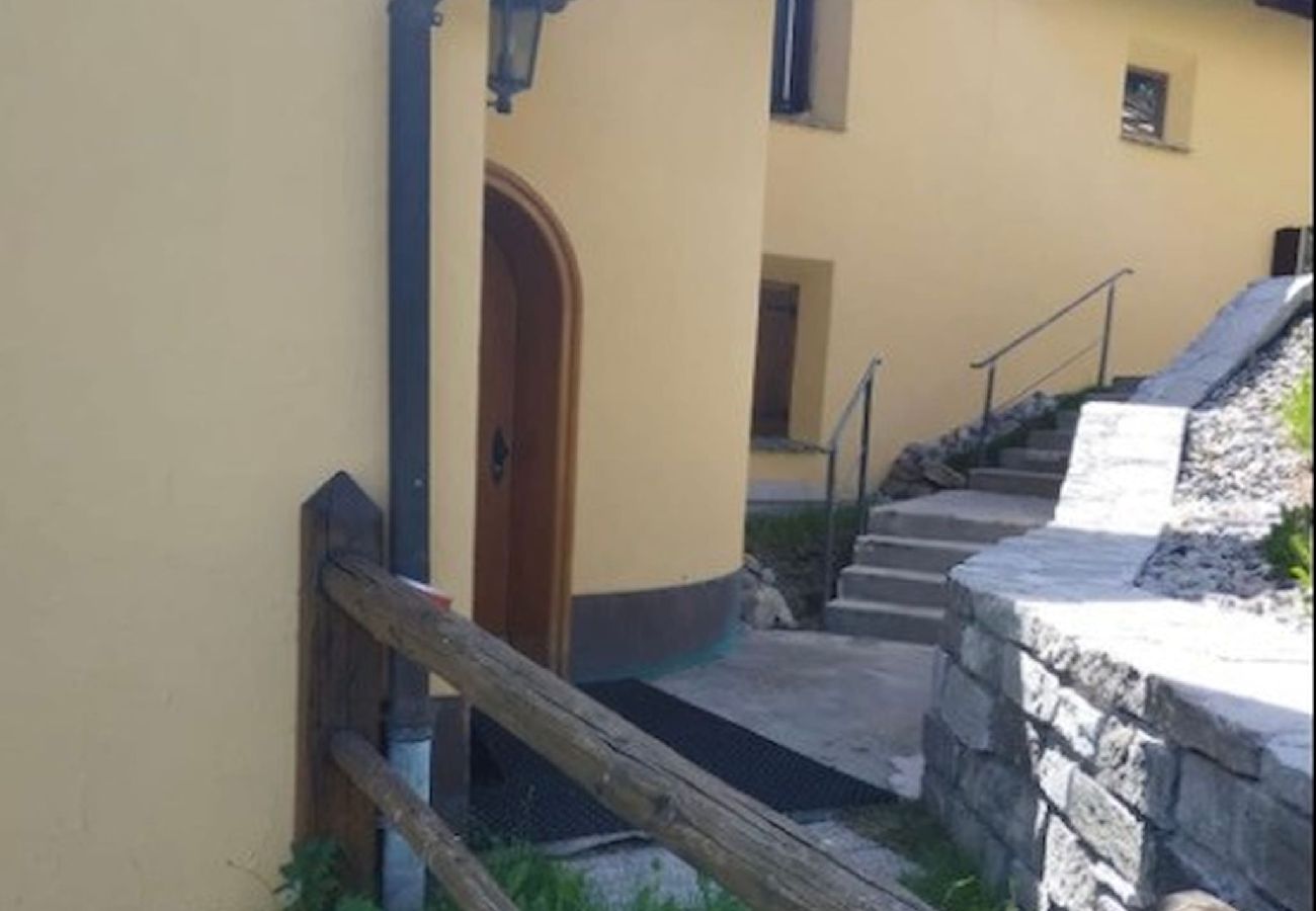 Appartamento a Celerina/Schlarigna - Chesa Suvretta Appartamento a Celerina/Schlarigna - Chesa Suvretta