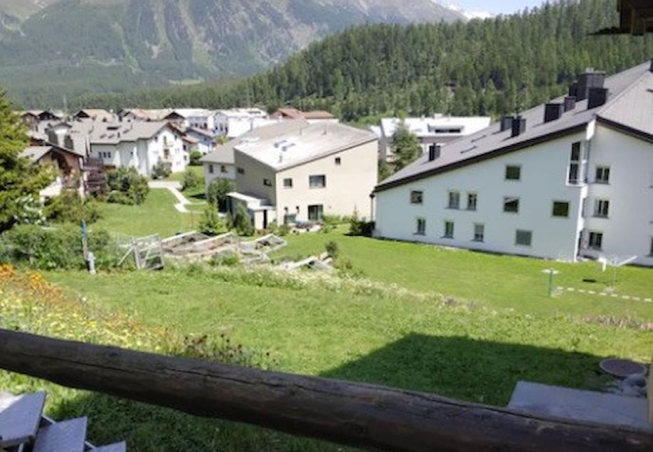 Appartamento a Celerina/Schlarigna - Chesa Suvretta Appartamento a Celerina/Schlarigna - Chesa Suvretta