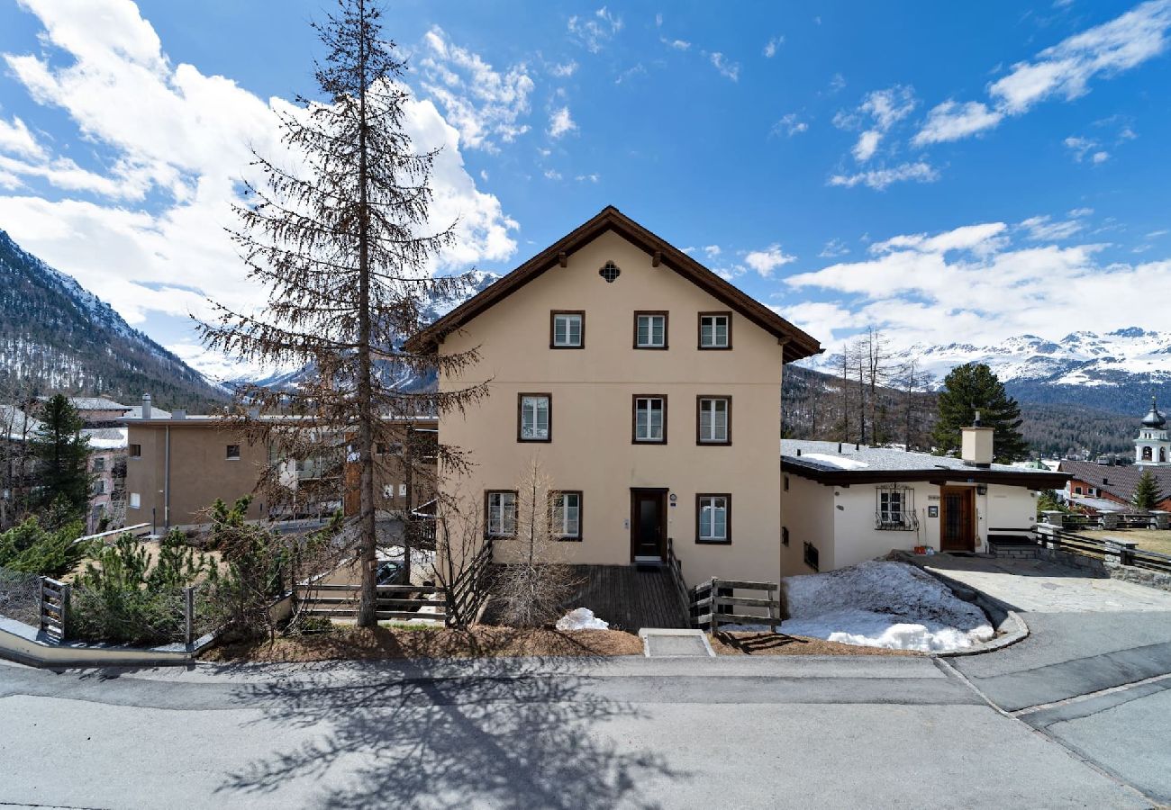 Ferienwohnung in Pontresina - Chesa Giandains - Pontresina