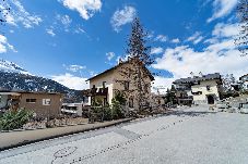 Ferienwohnung in Pontresina - Chesa Giandains - Pontresina