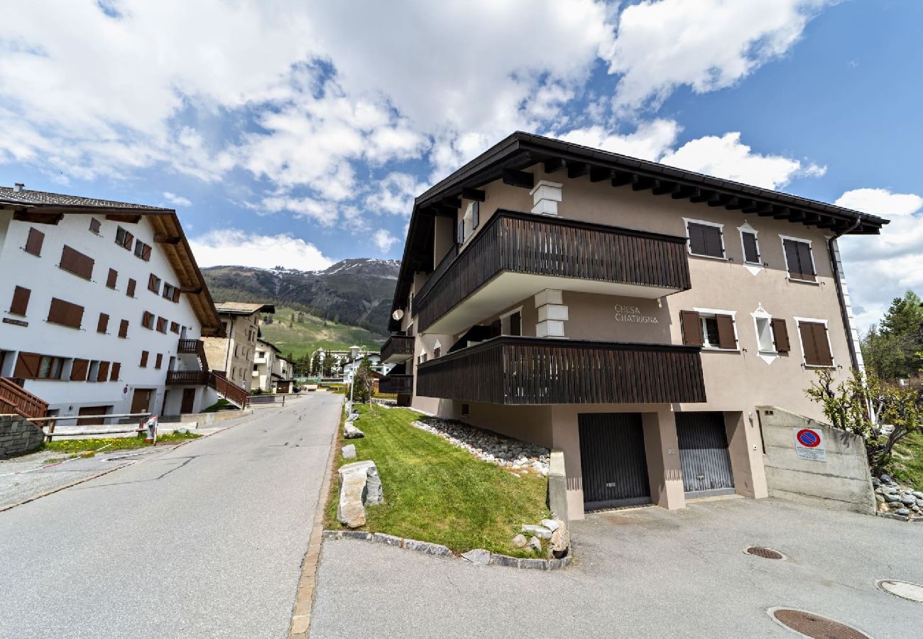 Ferienwohnung in Celerina/Schlarigna - Chesa Chatrigna App. 7 - Celerina Ferienwohnung in Celerina/Schlarigna - Chesa Chatrigna App. 7 - Celerina