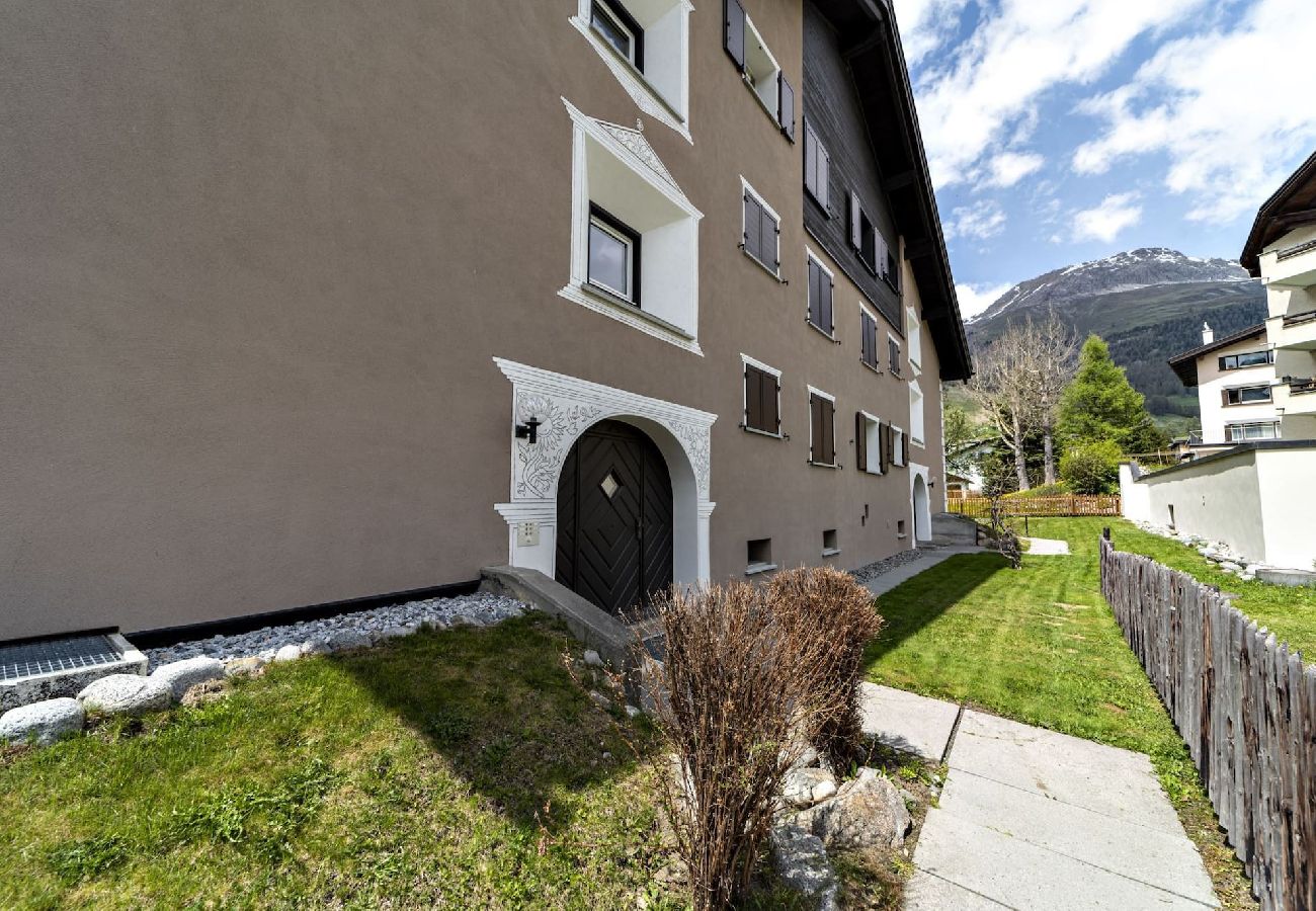 Ferienwohnung in Celerina/Schlarigna - Chesa Chatrigna App. 7 - Celerina Ferienwohnung in Celerina/Schlarigna - Chesa Chatrigna App. 7 - Celerina