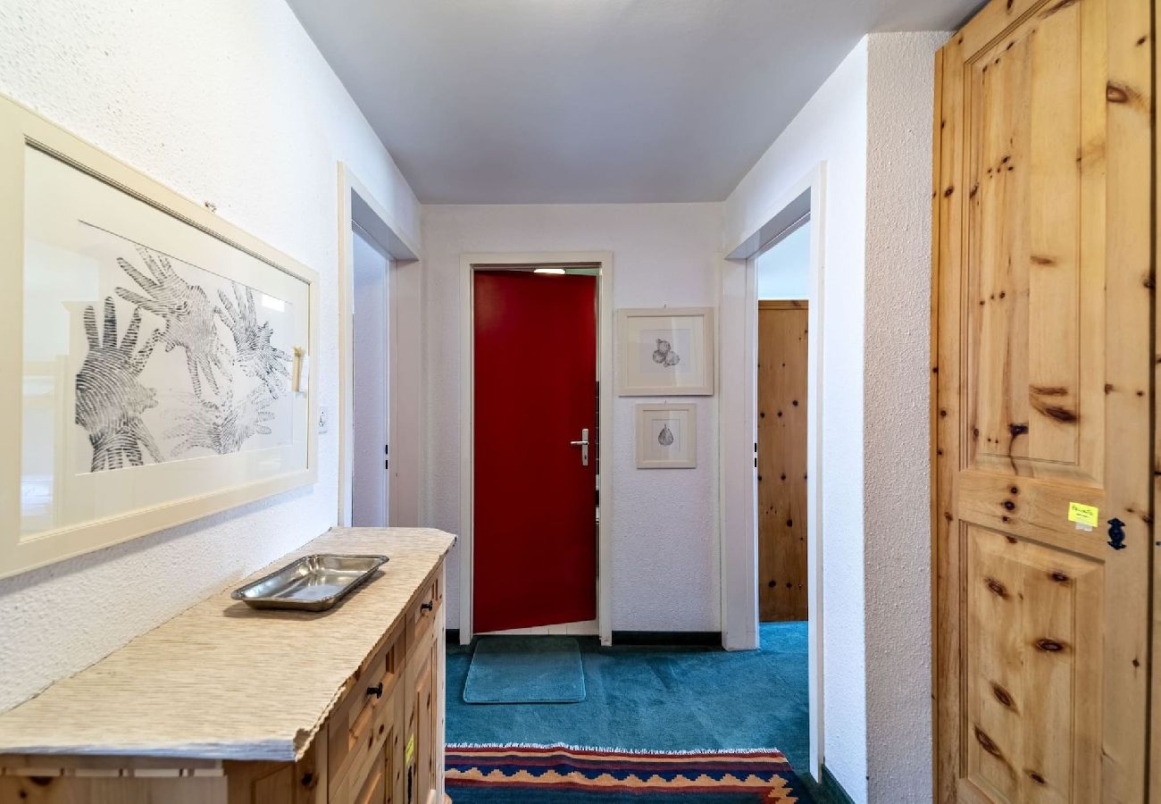 Ferienwohnung in Celerina/Schlarigna - Chesa Chatrigna App. 7 - Celerina Ferienwohnung in Celerina/Schlarigna - Chesa Chatrigna App. 7 - Celerina