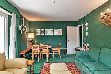 Ferienwohnung in St. Moritz - Chesa Cuntainta A - St. Moritz