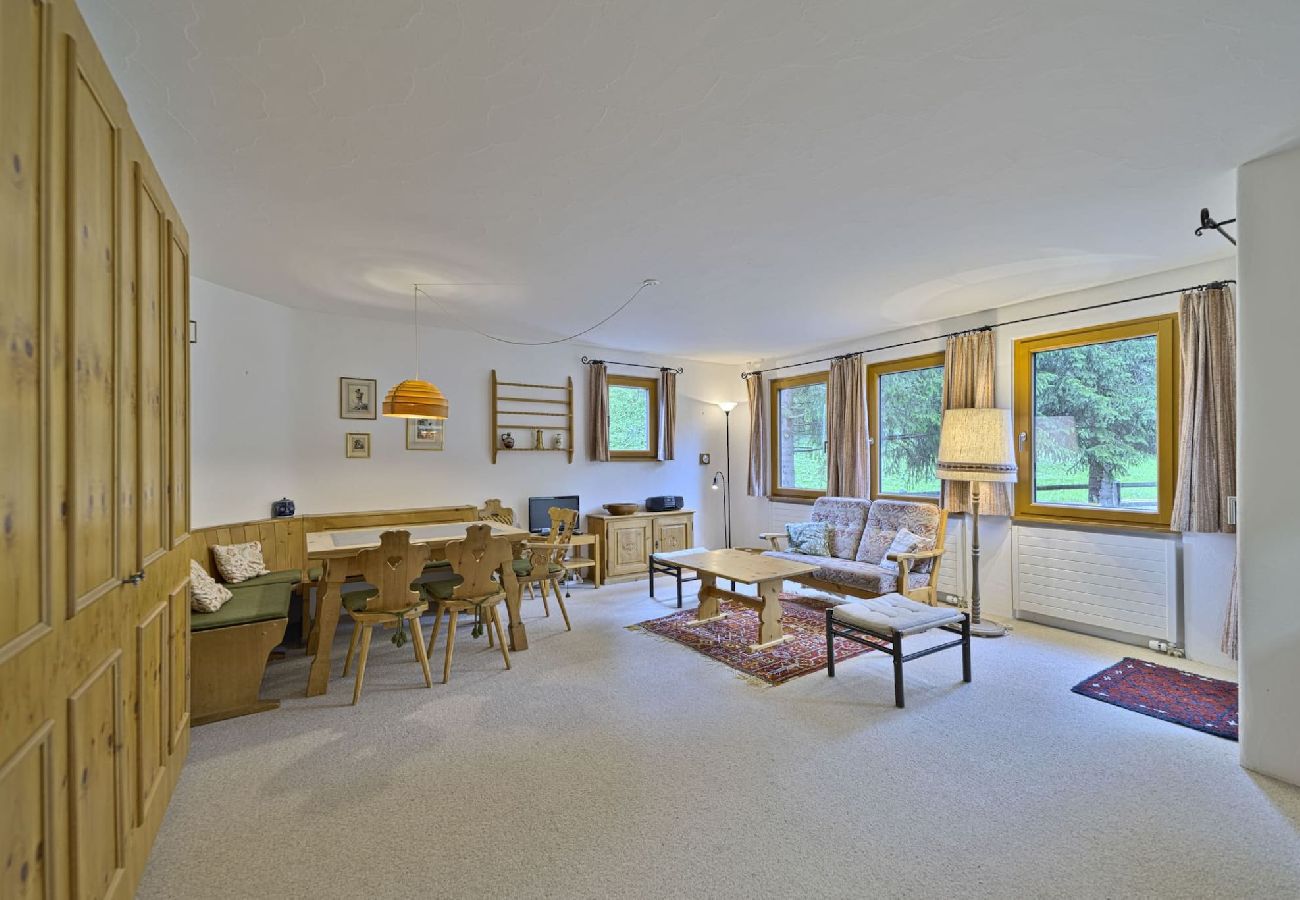 Ferienwohnung in La Punt-Chamues-ch - Chesa Tussilago - La Punt