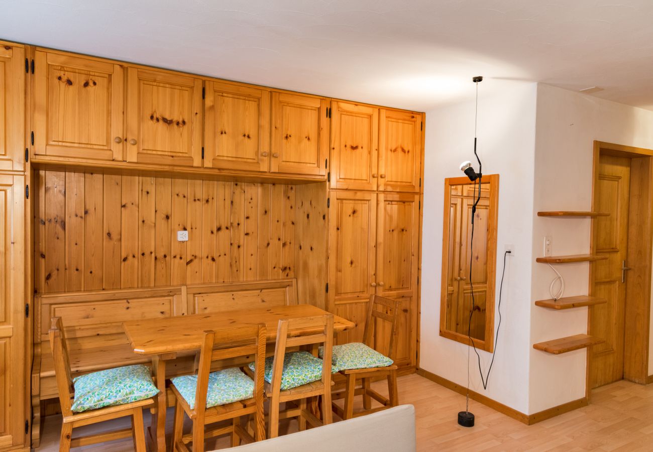 Studio in Celerina/Schlarigna - Chesa Tschierv - Celerina Studio in Celerina/Schlarigna - Chesa Tschierv - Celerina