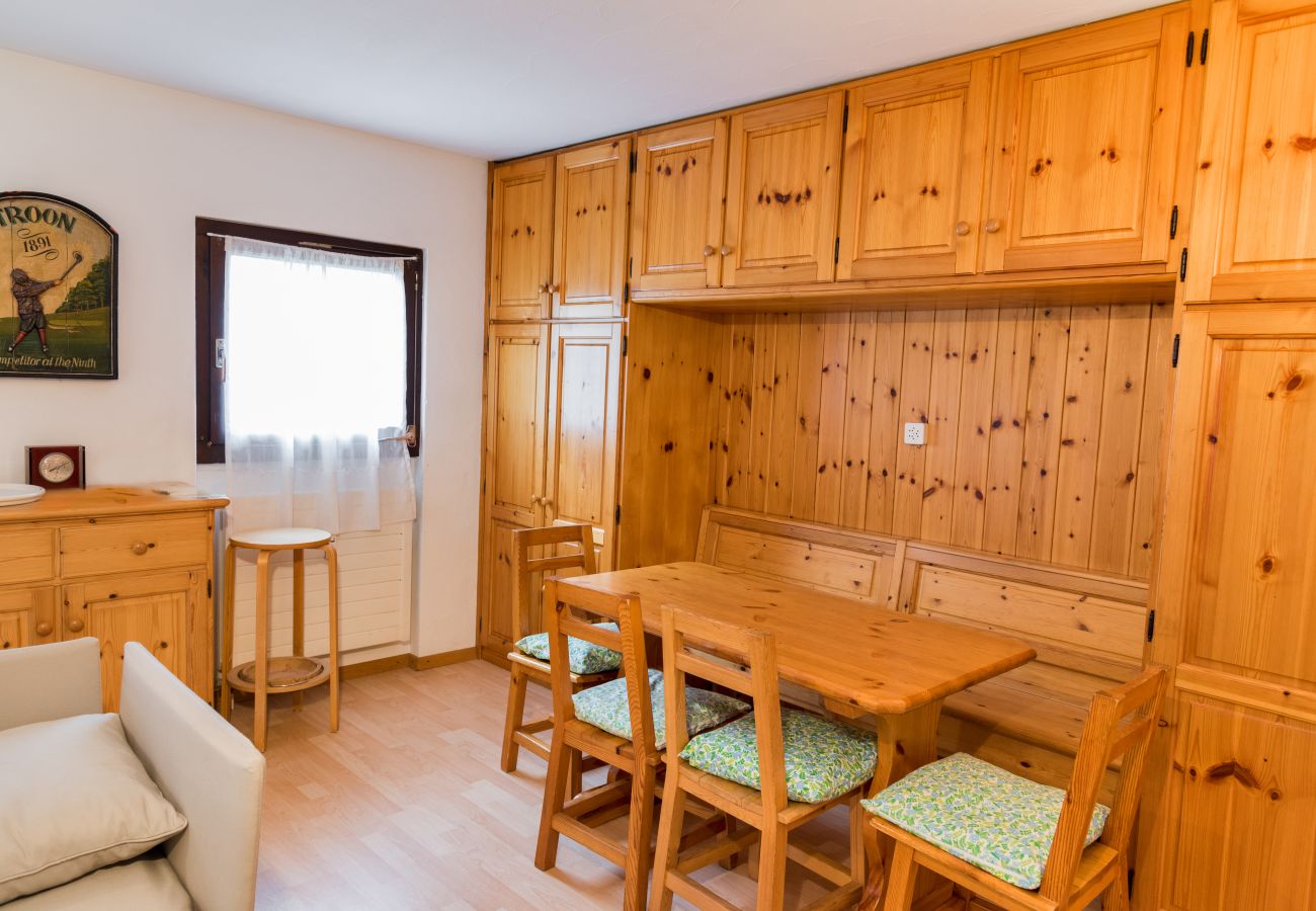 Studio in Celerina/Schlarigna - Chesa Tschierv - Celerina Studio in Celerina/Schlarigna - Chesa Tschierv - Celerina