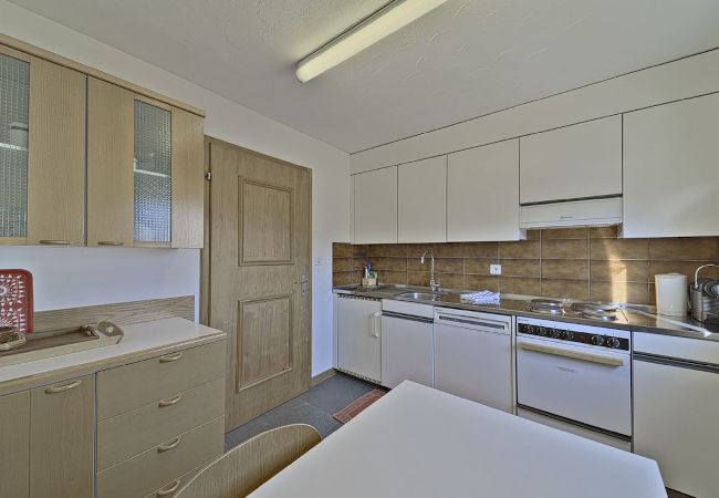 Apartment in Celerina/Schlarigna - Chesa Chavriol - Celerina Apartment in Celerina/Schlarigna - Chesa Chavriol - Celerina