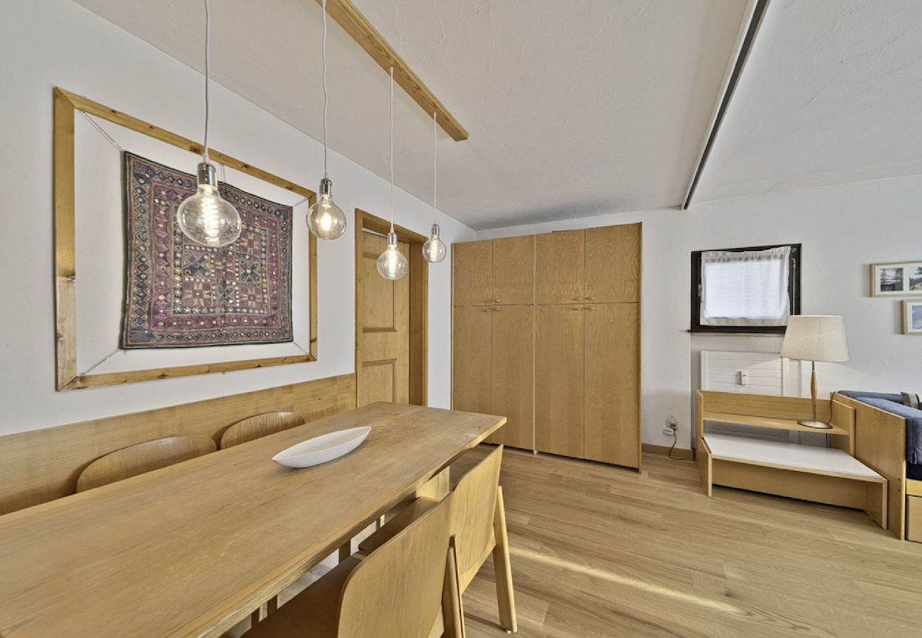 Apartment in Celerina/Schlarigna - Chesa Chavriol - Celerina Apartment in Celerina/Schlarigna - Chesa Chavriol - Celerina
