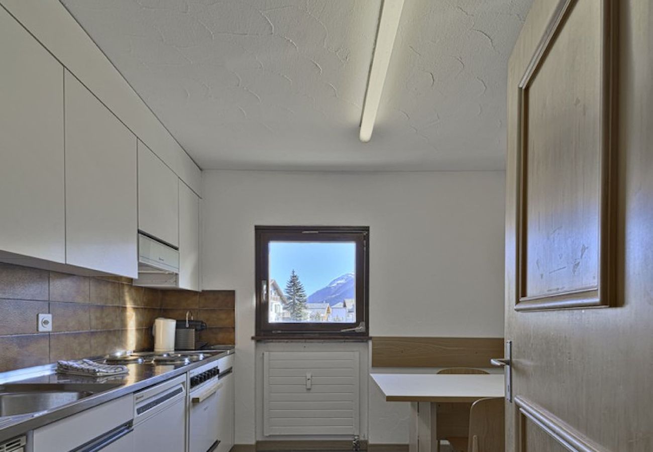 Apartment in Celerina/Schlarigna - Chesa Chavriol - Celerina Apartment in Celerina/Schlarigna - Chesa Chavriol - Celerina