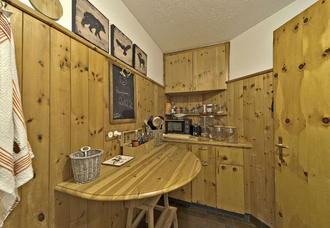 Apartment in Celerina/Schlarigna - Chesa Centrum 2 pax - Celerina Apartment in Celerina/Schlarigna - Chesa Centrum 2 pax - Celerina