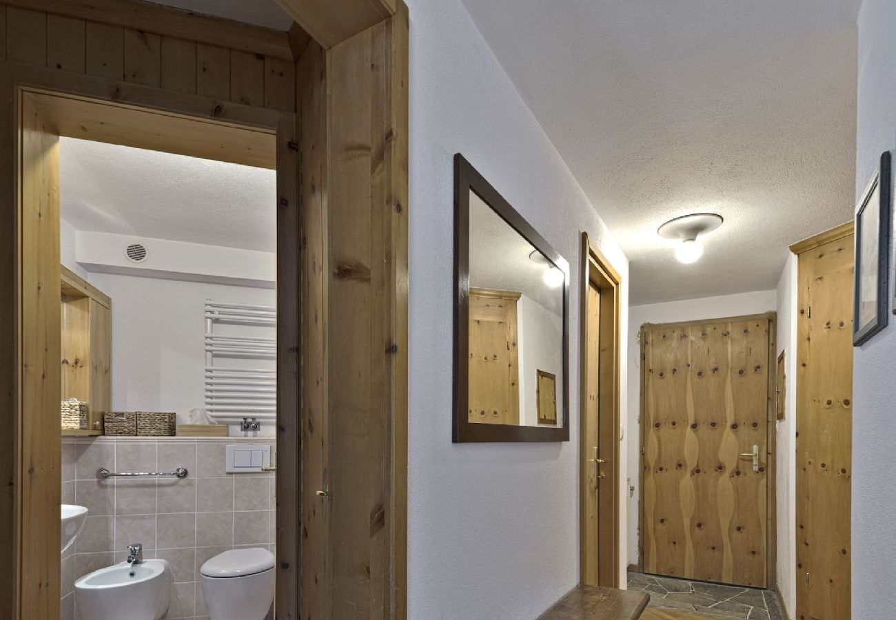 Apartment in Celerina/Schlarigna - Chesa Centrum 2 pax - Celerina Apartment in Celerina/Schlarigna - Chesa Centrum 2 pax - Celerina