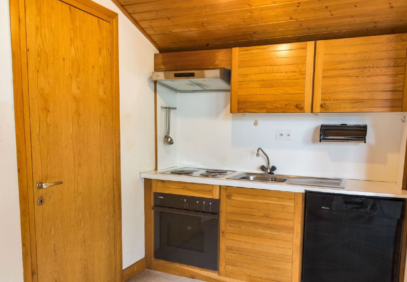 Apartment in Celerina/Schlarigna - Chesa Sarvit 5 - Celerina Apartment in Celerina/Schlarigna - Chesa Sarvit 5 - Celerina