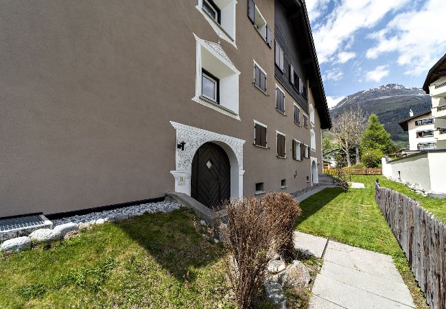 Apartment in Celerina/Schlarigna - Chesa Chatrigna App. 7 - Celerina Apartment in Celerina/Schlarigna - Chesa Chatrigna App. 7 - Celerina