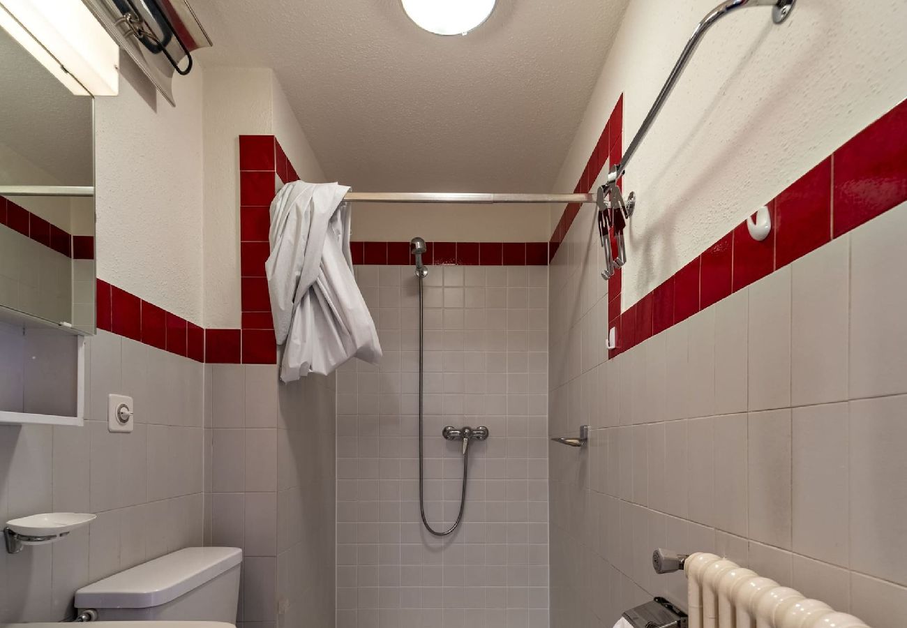 Apartment in Celerina/Schlarigna - Chesa Chatrigna App. 7 - Celerina Apartment in Celerina/Schlarigna - Chesa Chatrigna App. 7 - Celerina