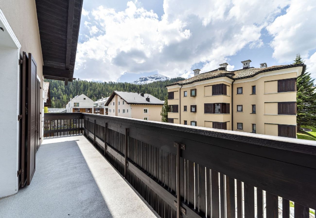 Apartment in Celerina/Schlarigna - Chesa Chatrigna App. 7 - Celerina Apartment in Celerina/Schlarigna - Chesa Chatrigna App. 7 - Celerina