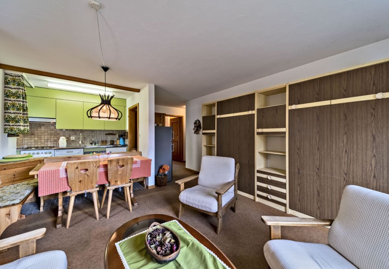 Apartment in Celerina/Schlarigna - Chesa Chamuotsch - Celerina