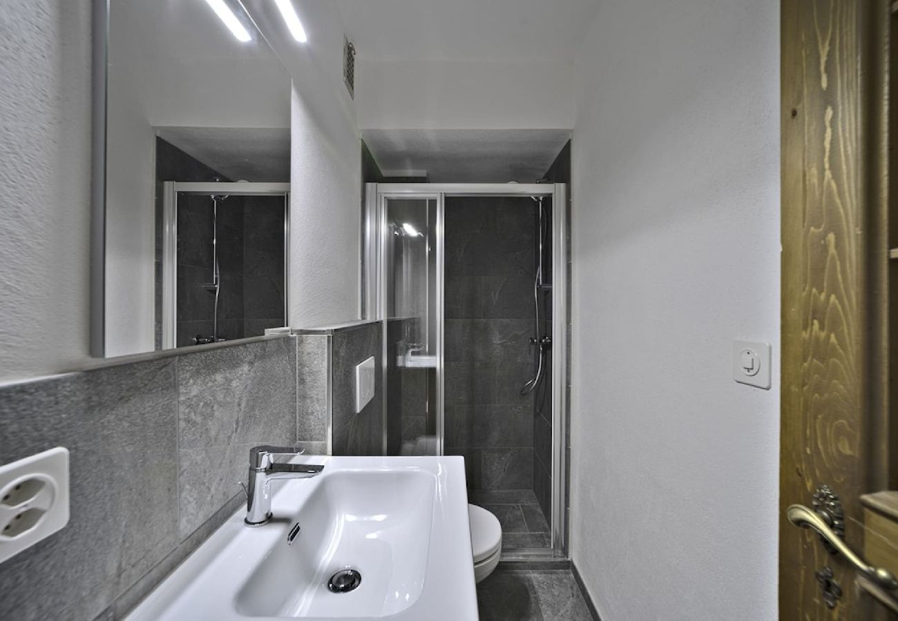 Apartment in Celerina/Schlarigna - Chesa San Gian  8 Pax - Celerina Apartment in Celerina/Schlarigna - Chesa San Gian  8 Pax - Celerina