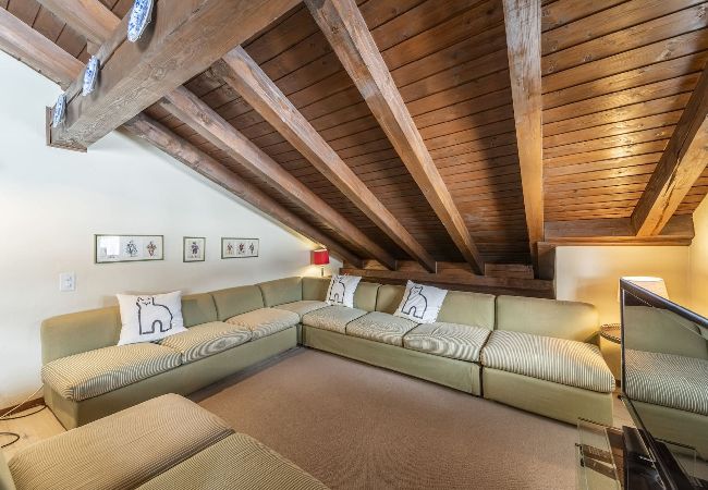 Apartment in Celerina/Schlarigna - Chesa Ste Attic - Celerina Apartment in Celerina/Schlarigna - Chesa Ste Attic - Celerina