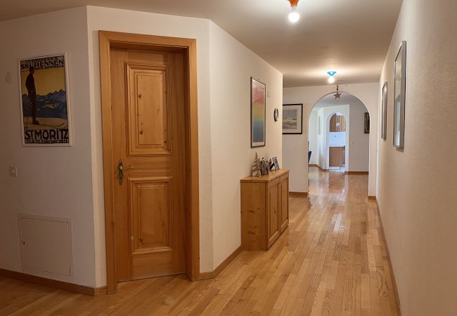 Apartment in Celerina/Schlarigna - Chesa Foulla Rosa - 6 pax Apartment in Celerina/Schlarigna - Chesa Foulla Rosa - 6 pax