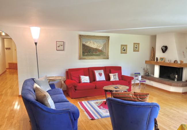 Apartment in Celerina/Schlarigna - Chesa Foulla Rosa - 6 pax Apartment in Celerina/Schlarigna - Chesa Foulla Rosa - 6 pax