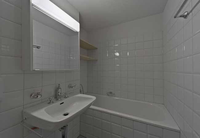 Apartment in Celerina/Schlarigna - Chesa Begonia 6 Pax - Celerina Apartment in Celerina/Schlarigna - Chesa Begonia 6 Pax - Celerina