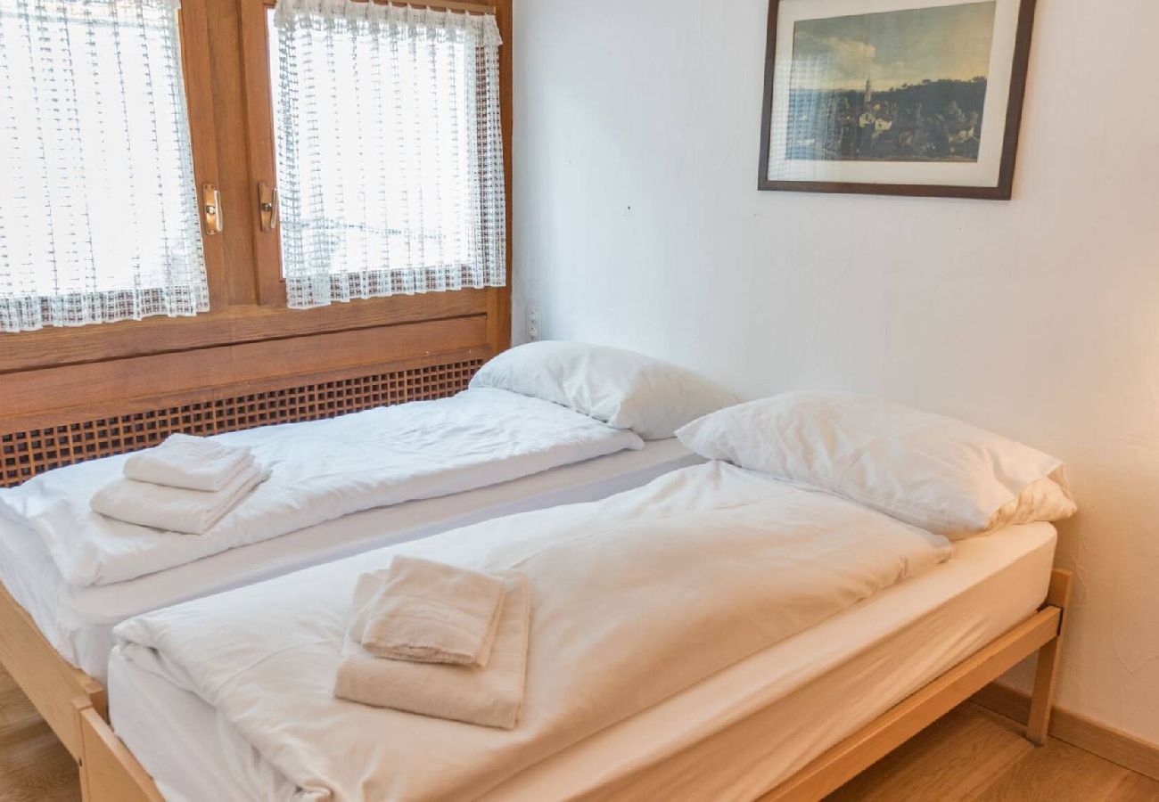 Appartement à Celerina/Schlarigna - Chesa Sarvit 2 - Celerina Appartement à Celerina/Schlarigna - Chesa Sarvit 2 - Celerina