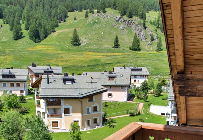 Appartement à Celerina/Schlarigna - Chesa Flurina - Celerina Appartement à Celerina/Schlarigna - Chesa Flurina - Celerina