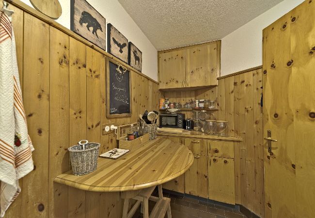Appartement à Celerina/Schlarigna - Chesa Centrum 2 pax - Celerina Appartement à Celerina/Schlarigna - Chesa Centrum 2 pax - Celerina