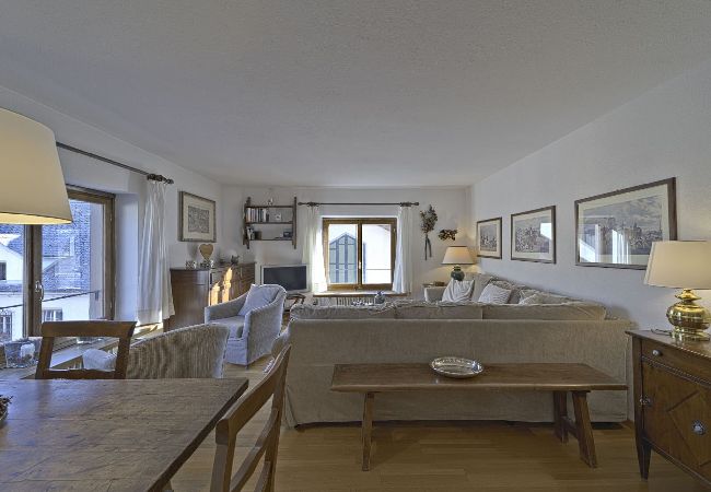 Appartement à Celerina/Schlarigna - Chesa Centrum 2 pax - Celerina Appartement à Celerina/Schlarigna - Chesa Centrum 2 pax - Celerina