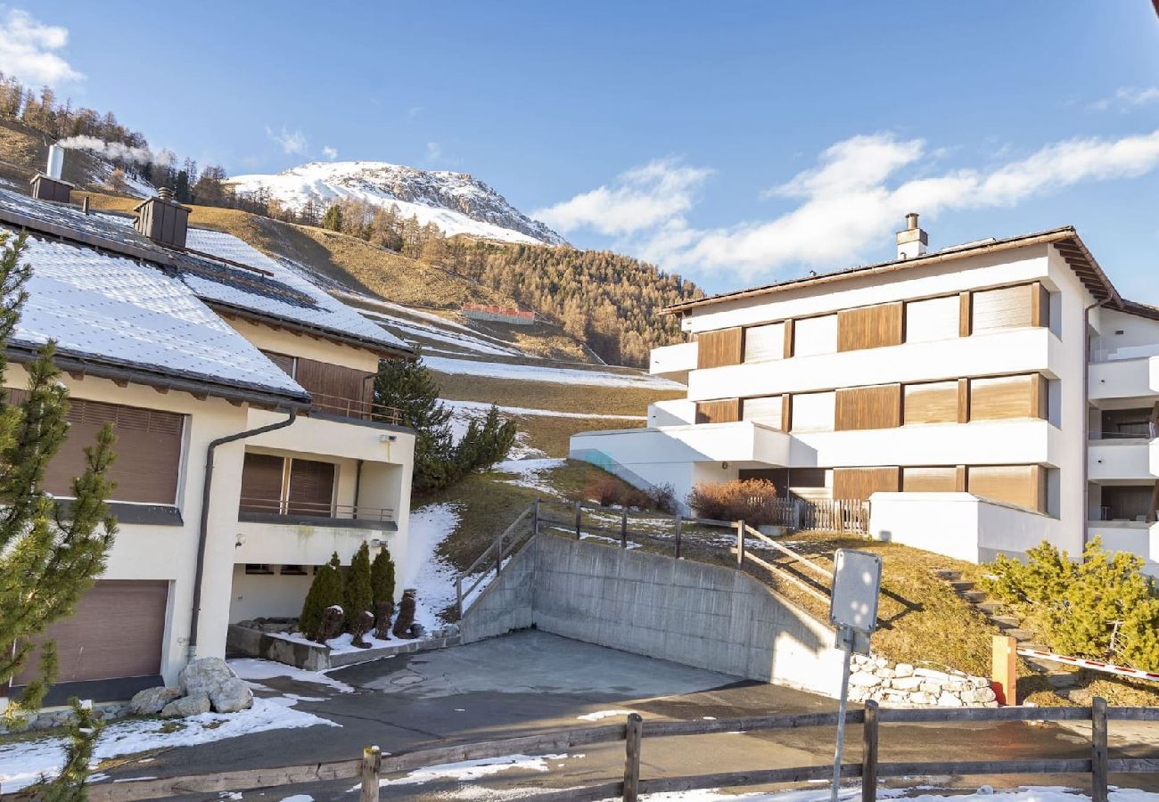 Appartement à Celerina/Schlarigna - Chesa Sarvit 5 - Celerina Appartement à Celerina/Schlarigna - Chesa Sarvit 5 - Celerina