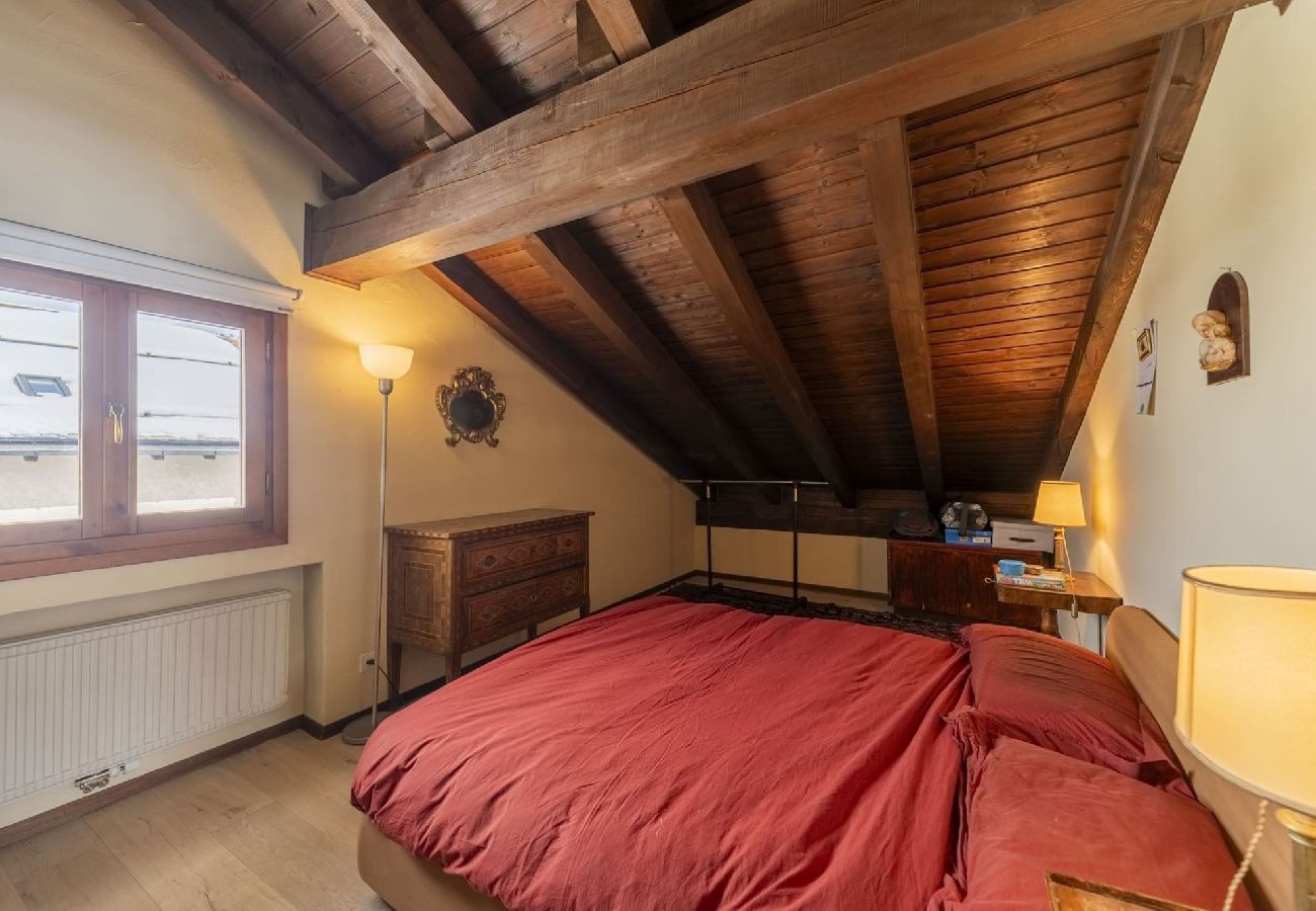 Appartement à Celerina/Schlarigna - Chesa Ste Attic - Celerina Appartement à Celerina/Schlarigna - Chesa Ste Attic - Celerina
