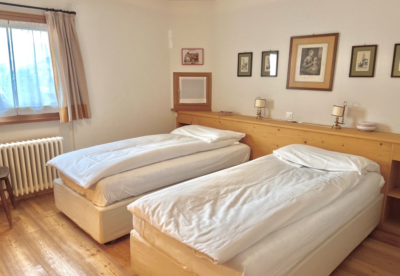 Appartement à Celerina/Schlarigna - Chesa Amel Sur - Celerina Appartement à Celerina/Schlarigna - Chesa Amel Sur - Celerina